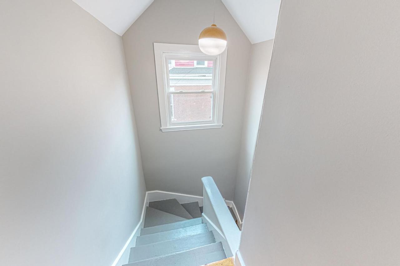Cumberland Casa - B Apartment Portland Bagian luar foto
